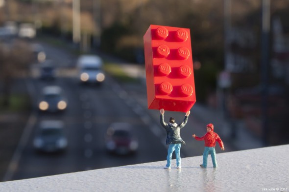 Little People – A tiny Street Art Collection
